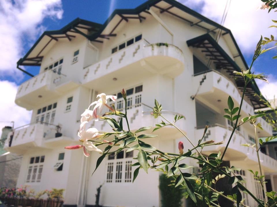 Lake View Hotel & Bungalow Nuwara Eliya Extérieur photo